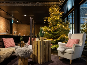 Tannenbaum XXL künstlich 1